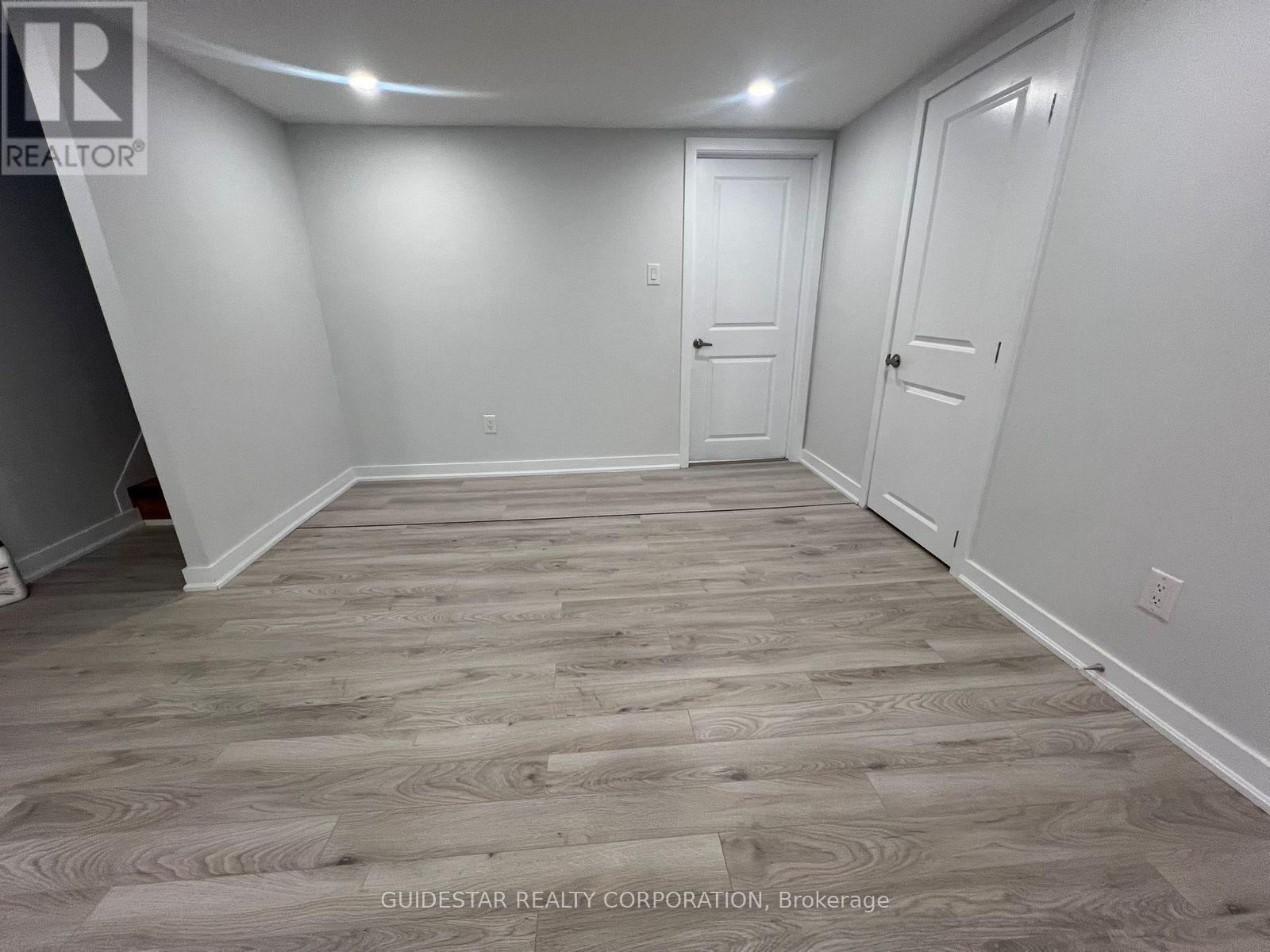 1313 Rideout Crescent, Ottawa, Ontario K2C 2X9 - Photo 17 - X12567530