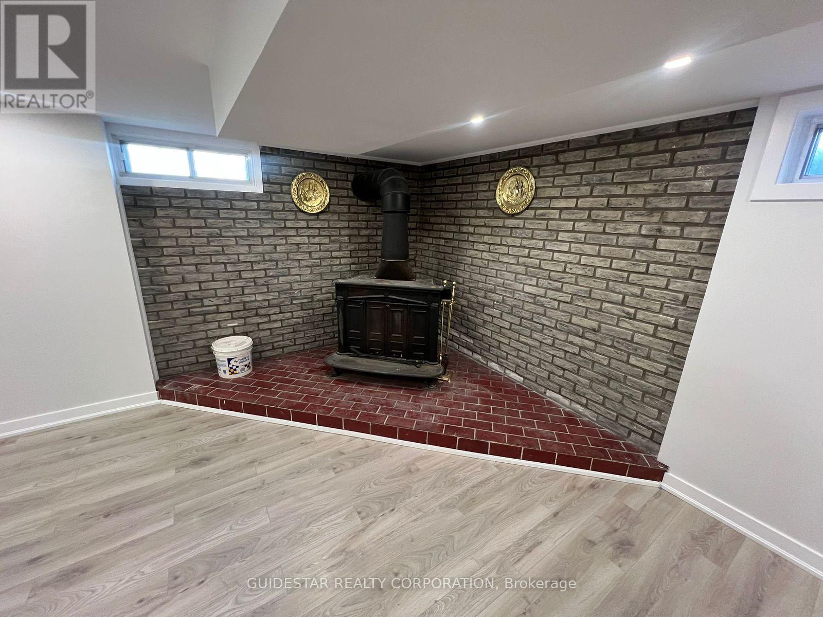 1313 Rideout Crescent, Ottawa, Ontario K2C 2X9 - Photo 16 - X12567530