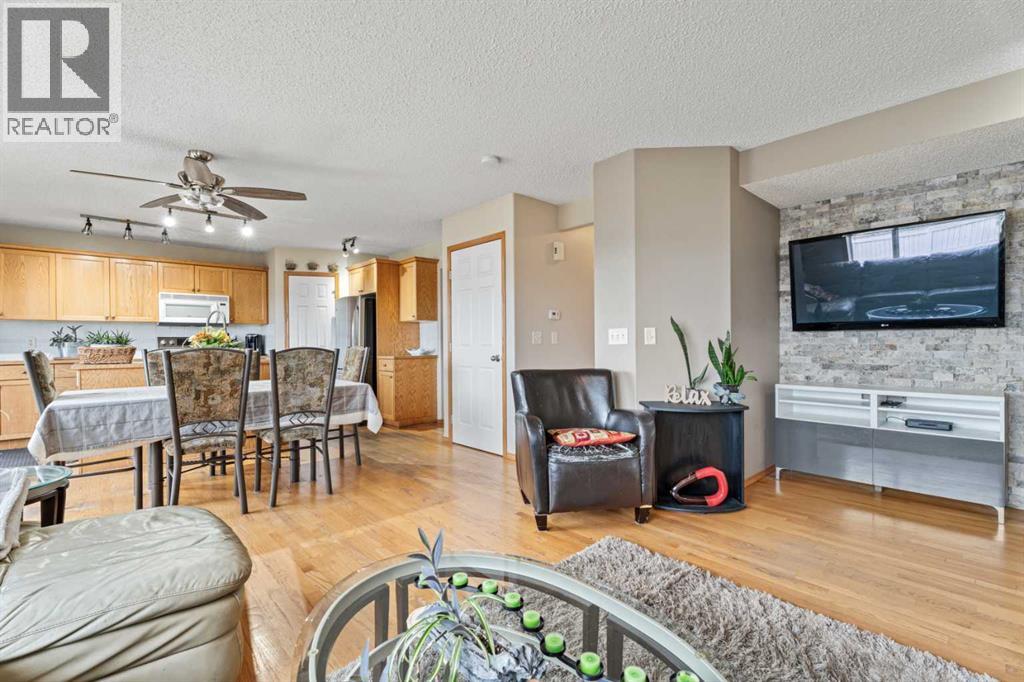 51 Westfall Crescent, Okotoks, Alberta  T1S 1V5 - Photo 11 - A2271196