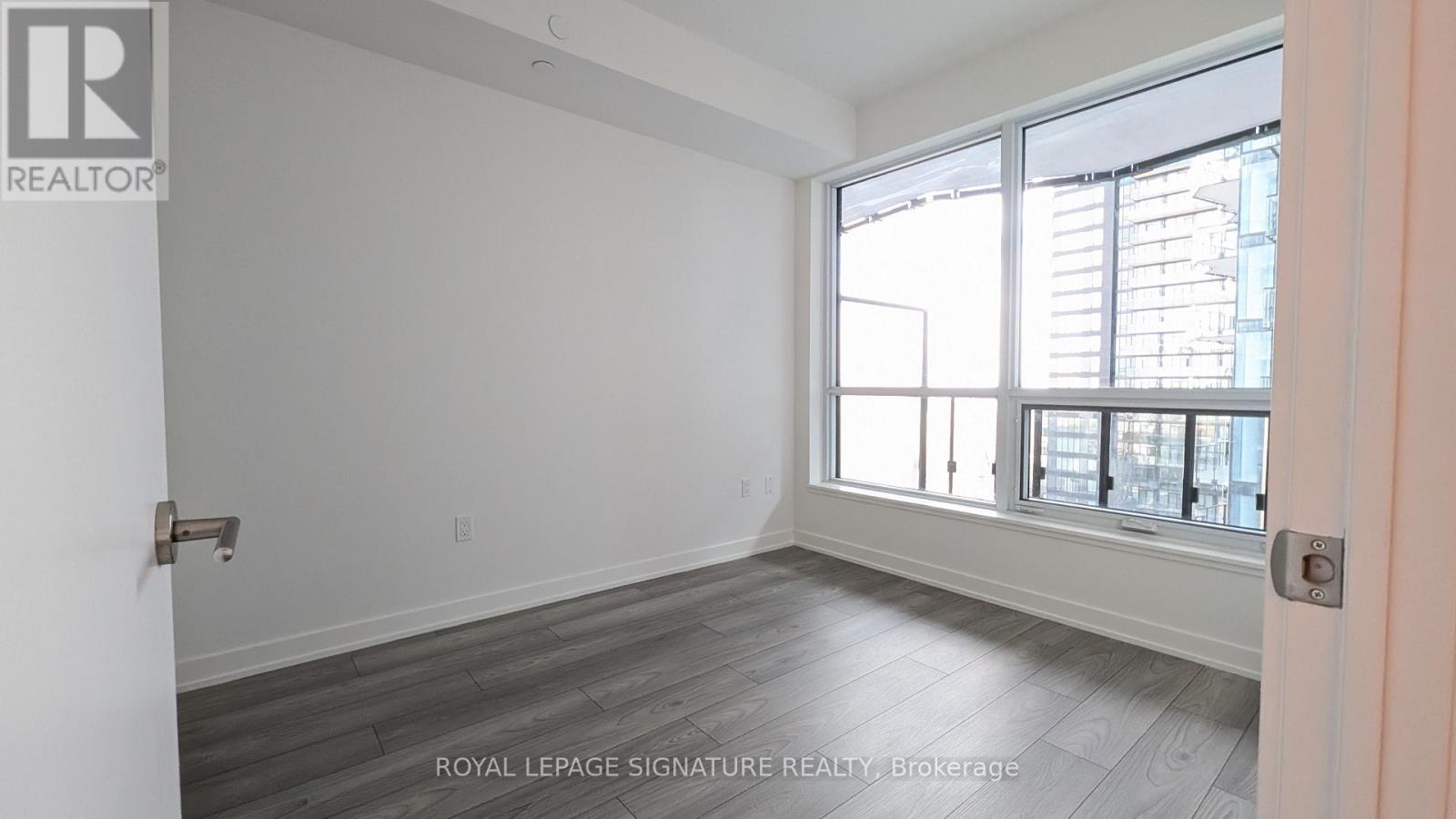 1506 - 120 Broadway Avenue, Toronto, Ontario  M4P 0E9 - Photo 8 - C12588464