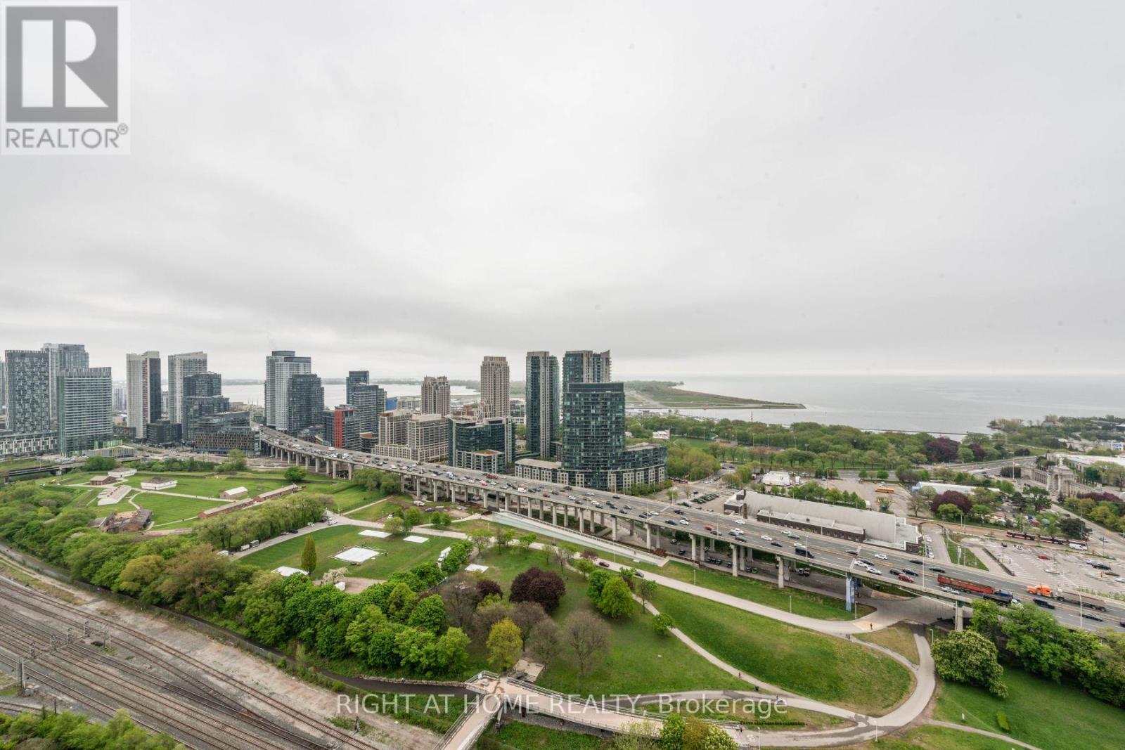 Ph2907 - 30 Ordnance Street, Toronto, Ontario  M6K 0C8 - Photo 32 - C12588466