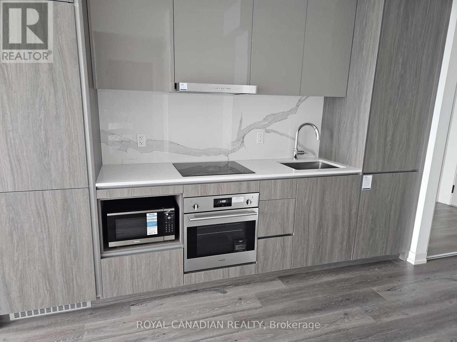 2708 (Tower D) - 28 Interchange Way, Vaughan, Ontario  L4K 0P8 - Photo 3 - N12588452