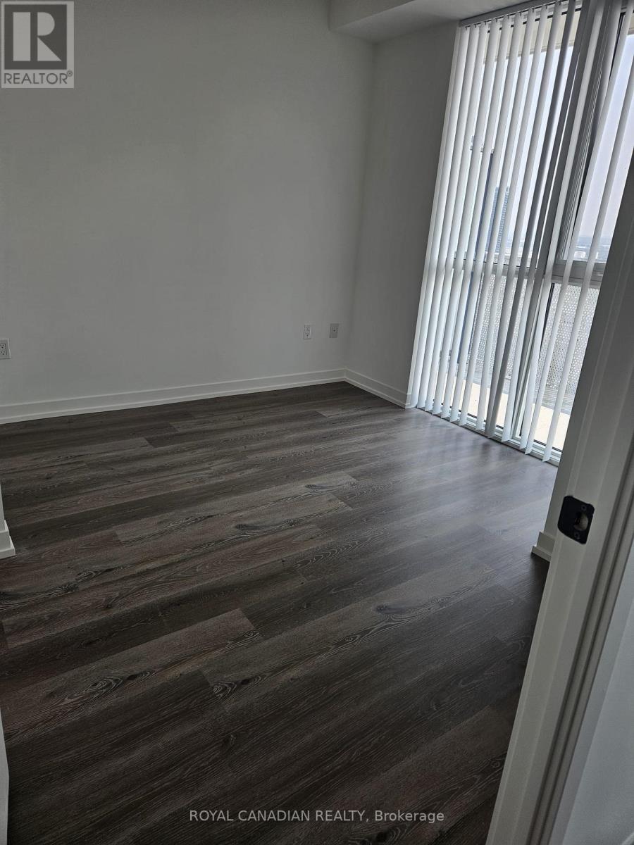 2708 (Tower D) - 28 Interchange Way, Vaughan, Ontario  L4K 0P8 - Photo 4 - N12588452