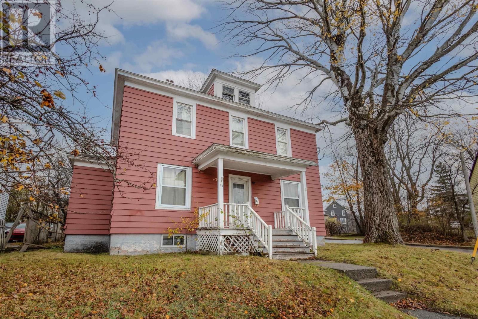 71 Sheriff Avenue, Sydney, Nova Scotia  B1P 2P6 - Photo 2 - 202528047