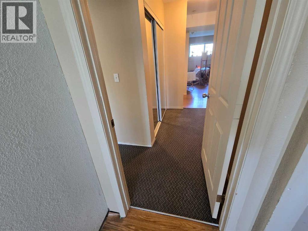 7021 Deer Street, Lacombe, Alberta  T4L 1Y9 - Photo 3 - A2265659