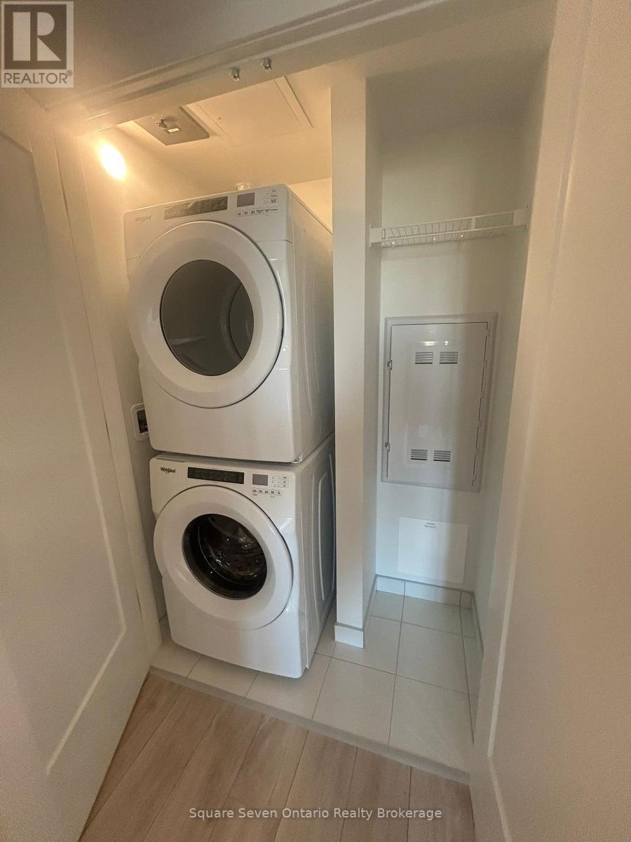 214 - 720 Whitlock Avenue, Milton, Ontario  L9E 1S5 - Photo 10 - W12588448