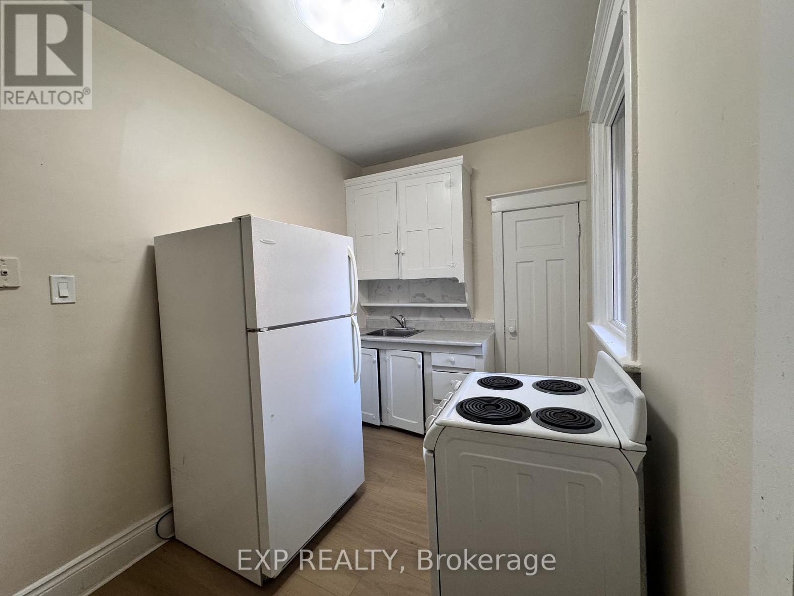 Unit-1 - 321 Hunter Street, Hamilton, Ontario  L8N 1N7 - Photo 8 - X12588470