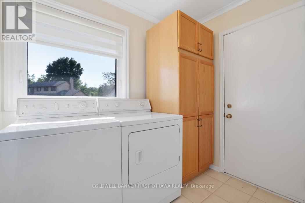 338 Liard Street, Ottawa, Ontario  K2S 1J8 - Photo 24 - X12571630