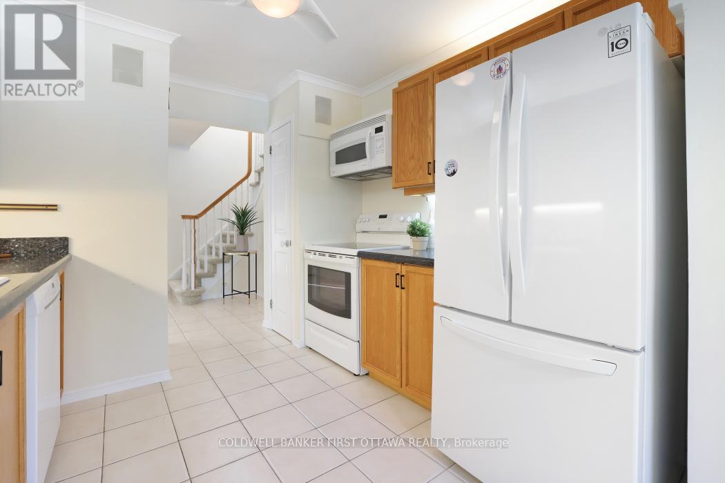 338 Liard Street, Ottawa, Ontario  K2S 1J8 - Photo 19 - X12571630