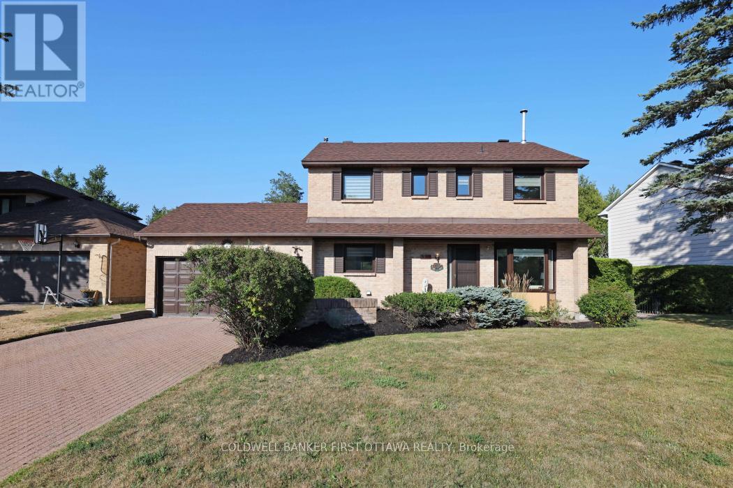 338 Liard Street, Ottawa, Ontario  K2S 1J8 - Photo 2 - X12571630