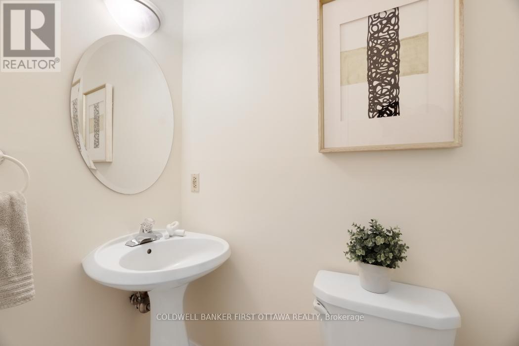 338 Liard Street, Ottawa, Ontario  K2S 1J8 - Photo 25 - X12571630