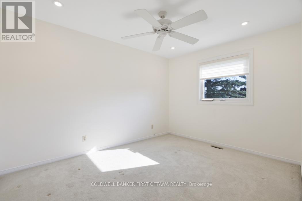 338 Liard Street, Ottawa, Ontario  K2S 1J8 - Photo 33 - X12571630