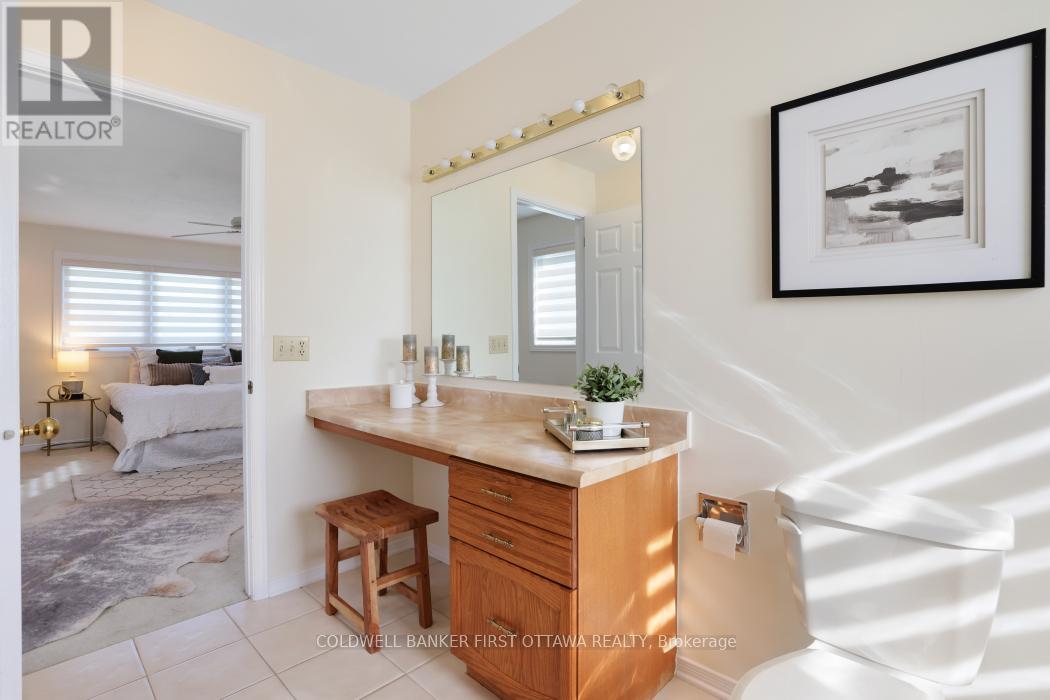 338 Liard Street, Ottawa, Ontario  K2S 1J8 - Photo 31 - X12571630