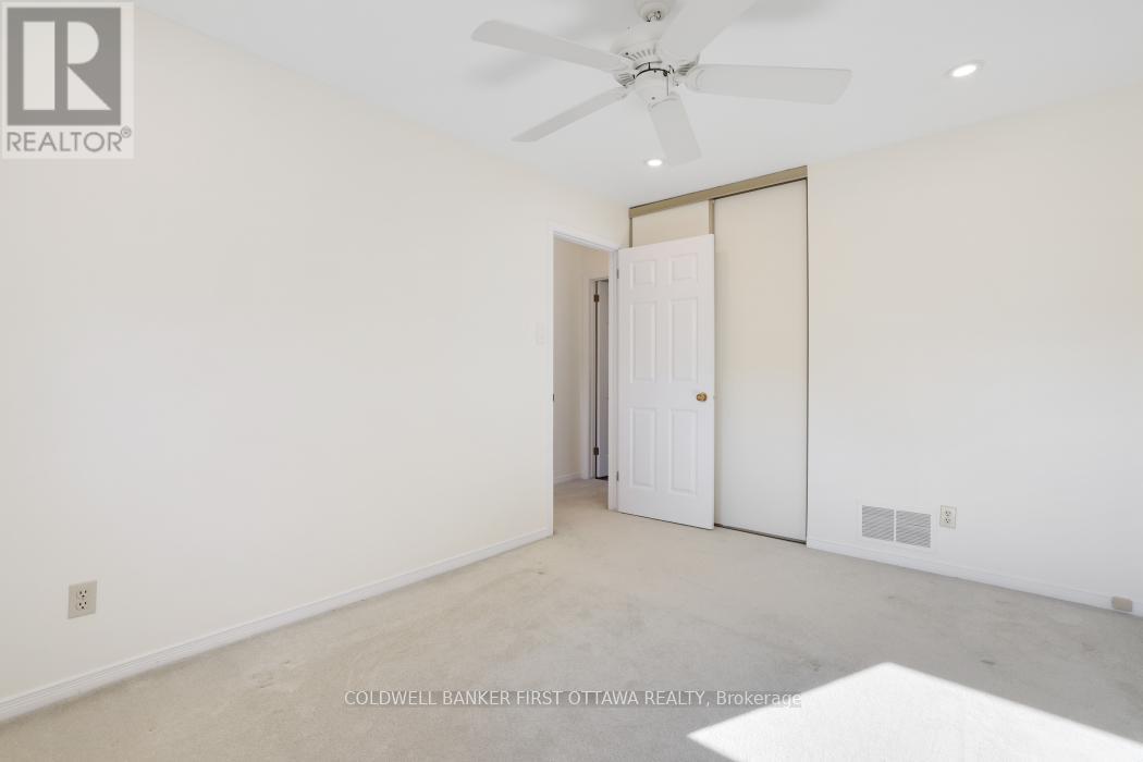 338 Liard Street, Ottawa, Ontario  K2S 1J8 - Photo 35 - X12571630