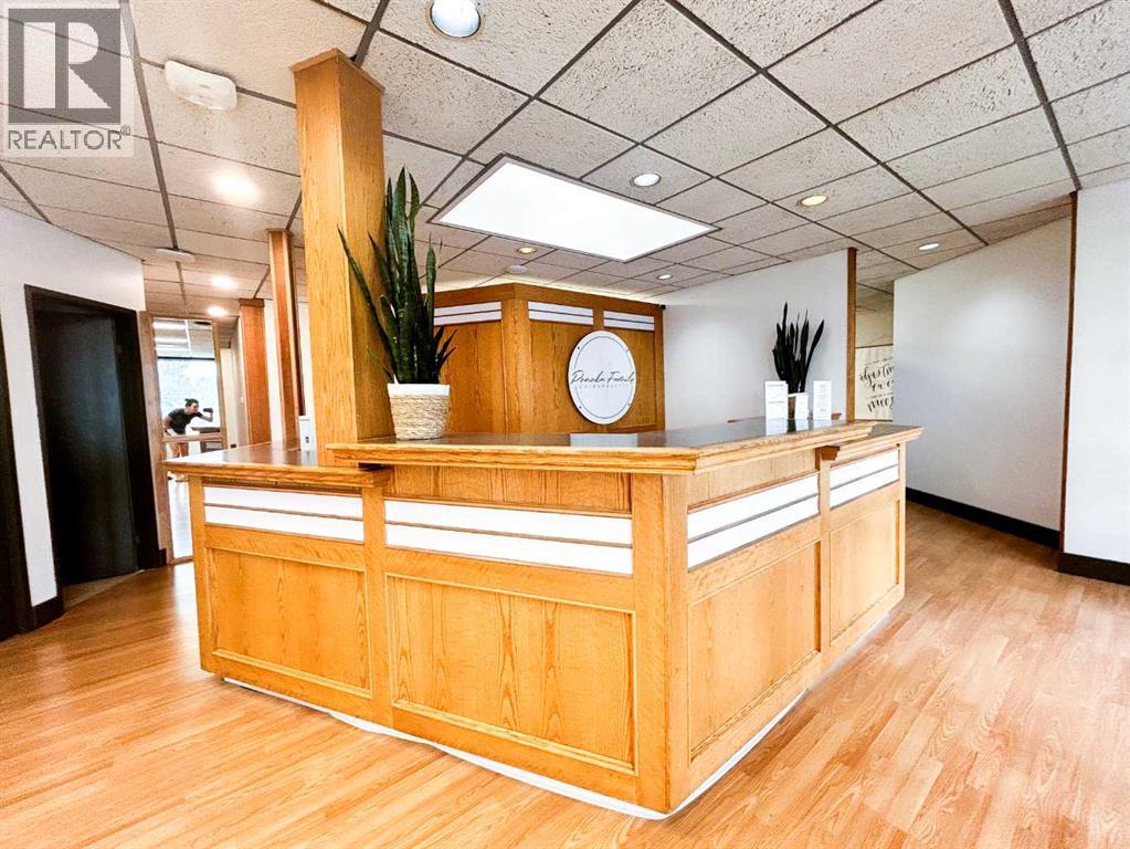 4908 50 Street, Ponoka, Alberta  T4J 1R6 - Photo 5 - A2236437