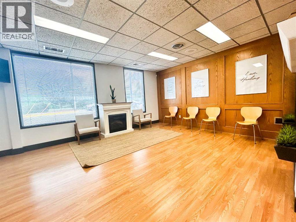 4908 50 Street, Ponoka, Alberta  T4J 1R6 - Photo 4 - A2236437