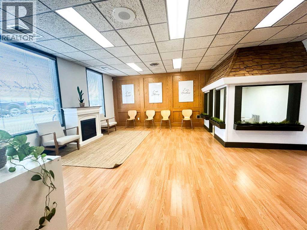 4908 50 Street, Ponoka, Alberta  T4J 1R6 - Photo 3 - A2236437