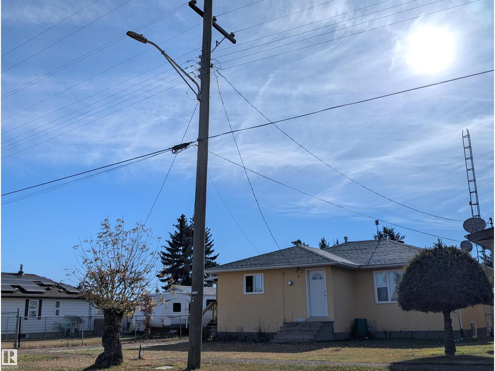 5035 49 AV NW, Vilna, Alberta