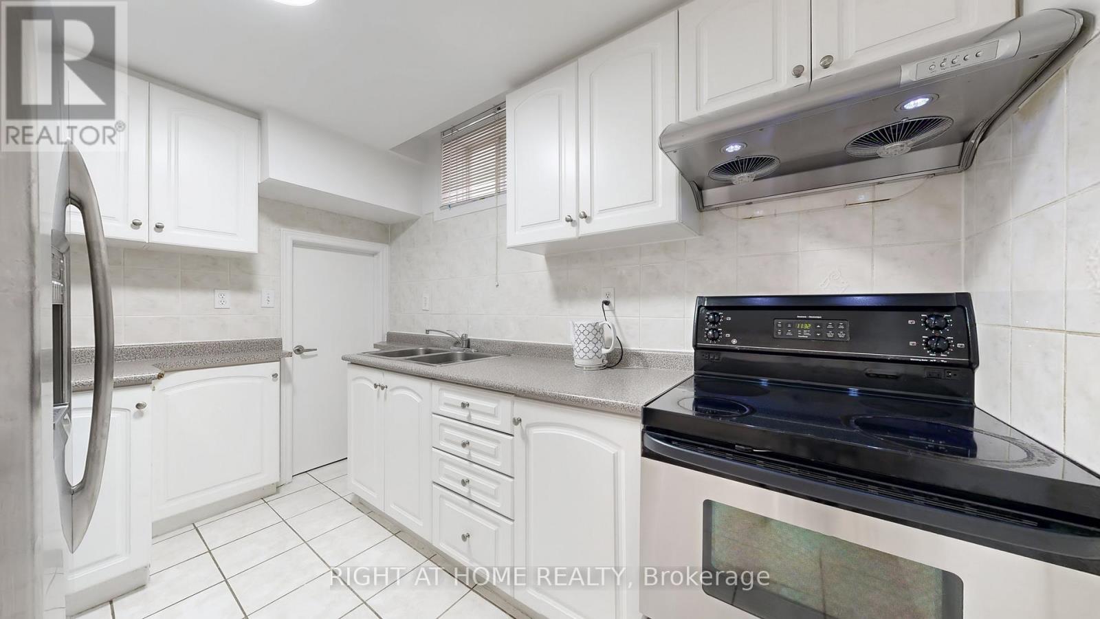 419 Elson Street, Markham, Ontario  L3S 4T8 - Photo 38 - N12584360