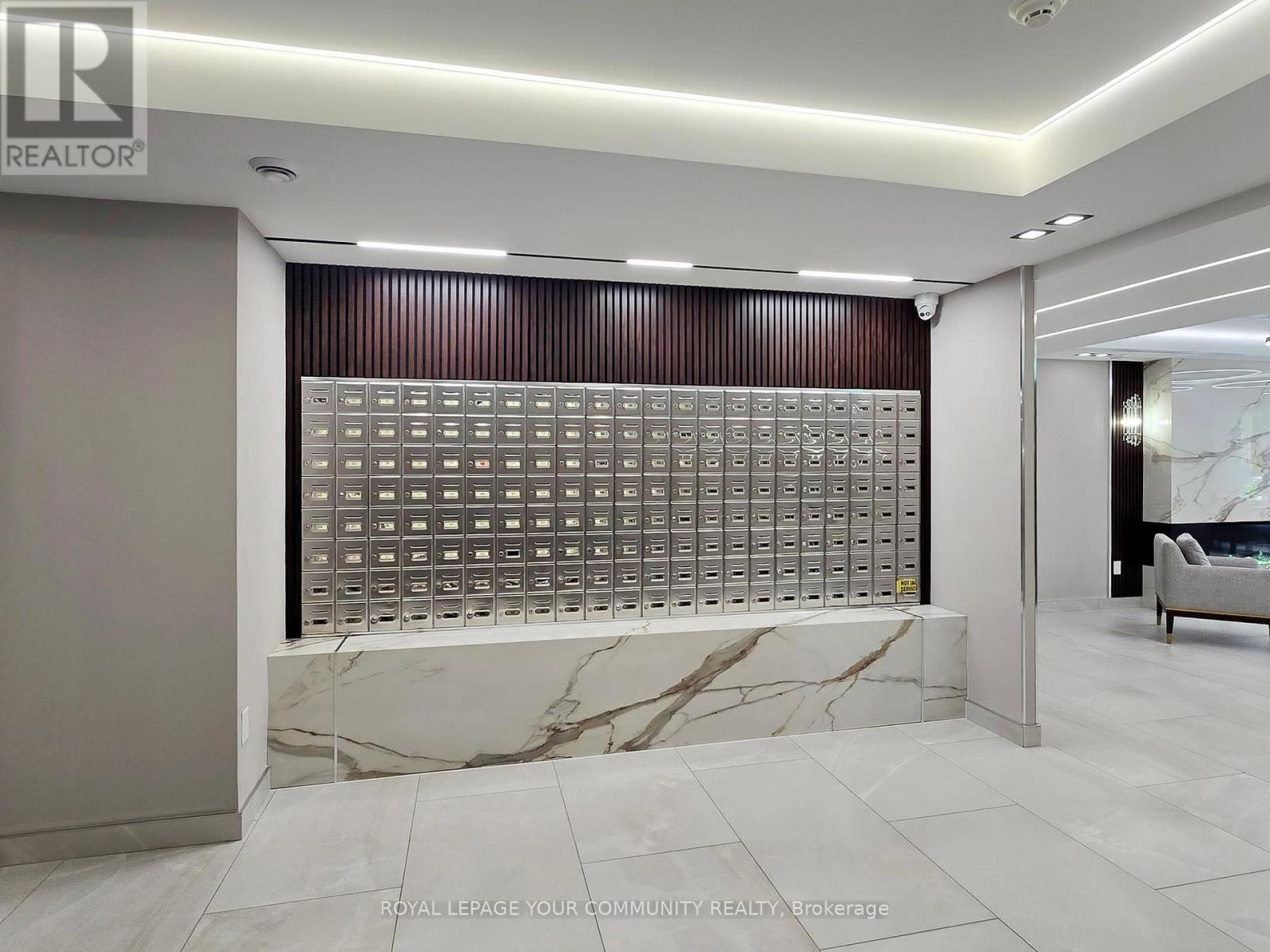 810 - 30 Harding Boulevard W, Richmond Hill, Ontario  L4C 9M3 - Photo 38 - N12588472