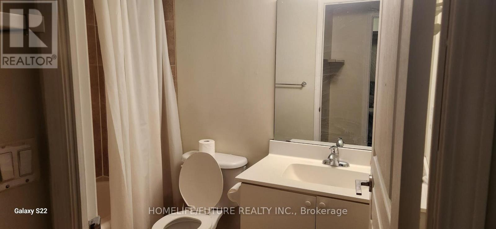 309 - 75 South Town Centre Boulevard, Markham, Ontario  L6G 0B3 - Photo 2 - N12588474