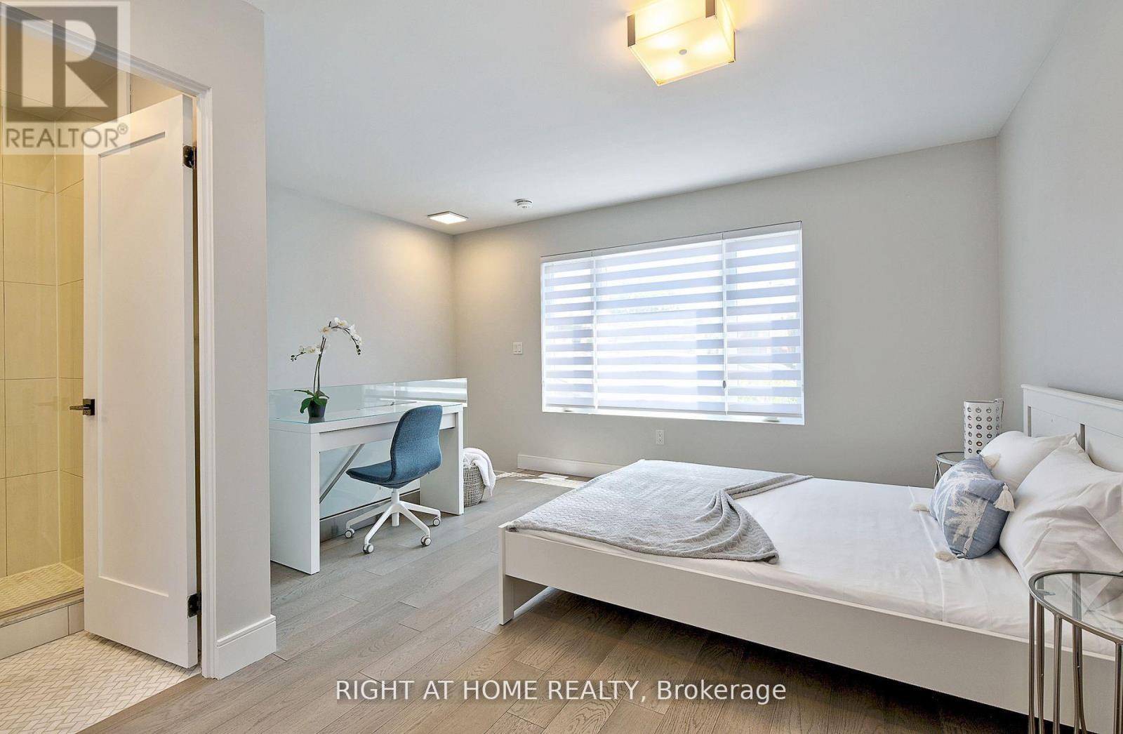 5 - 106 Lappin Avenue, Toronto, Ontario  M6H 1Y4 - Photo 9 - W12588478