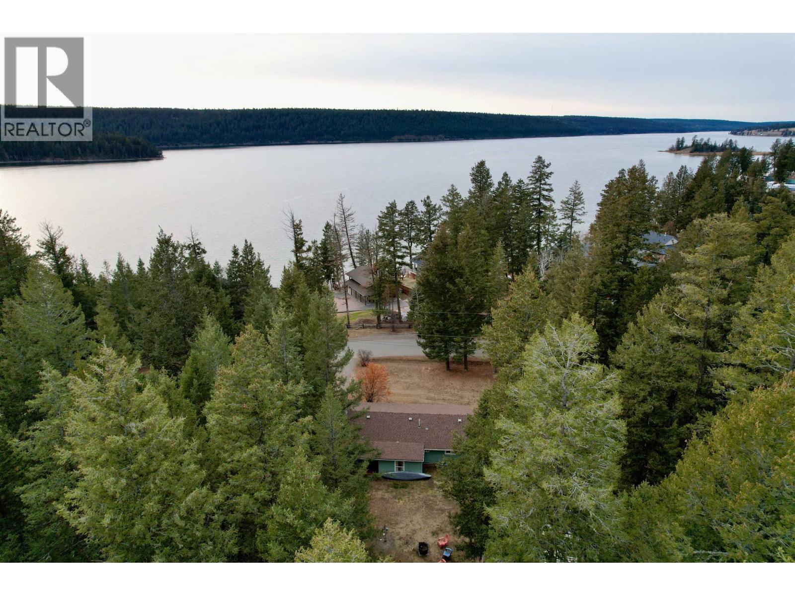 3743 EMERALD CRESCENT, Lac La Hache, British Columbia