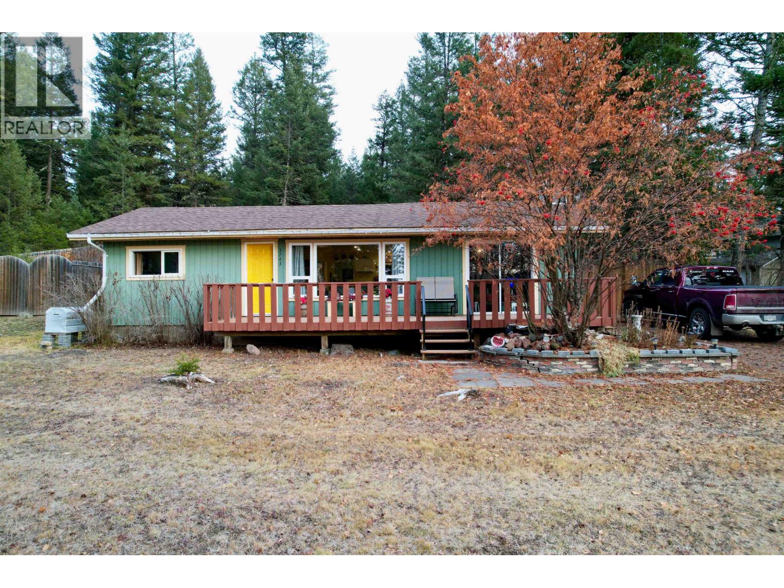 3743 Emerald Crescent, Lac La Hache, British Columbia  V0K 1T0 - Photo 7 - R3071043