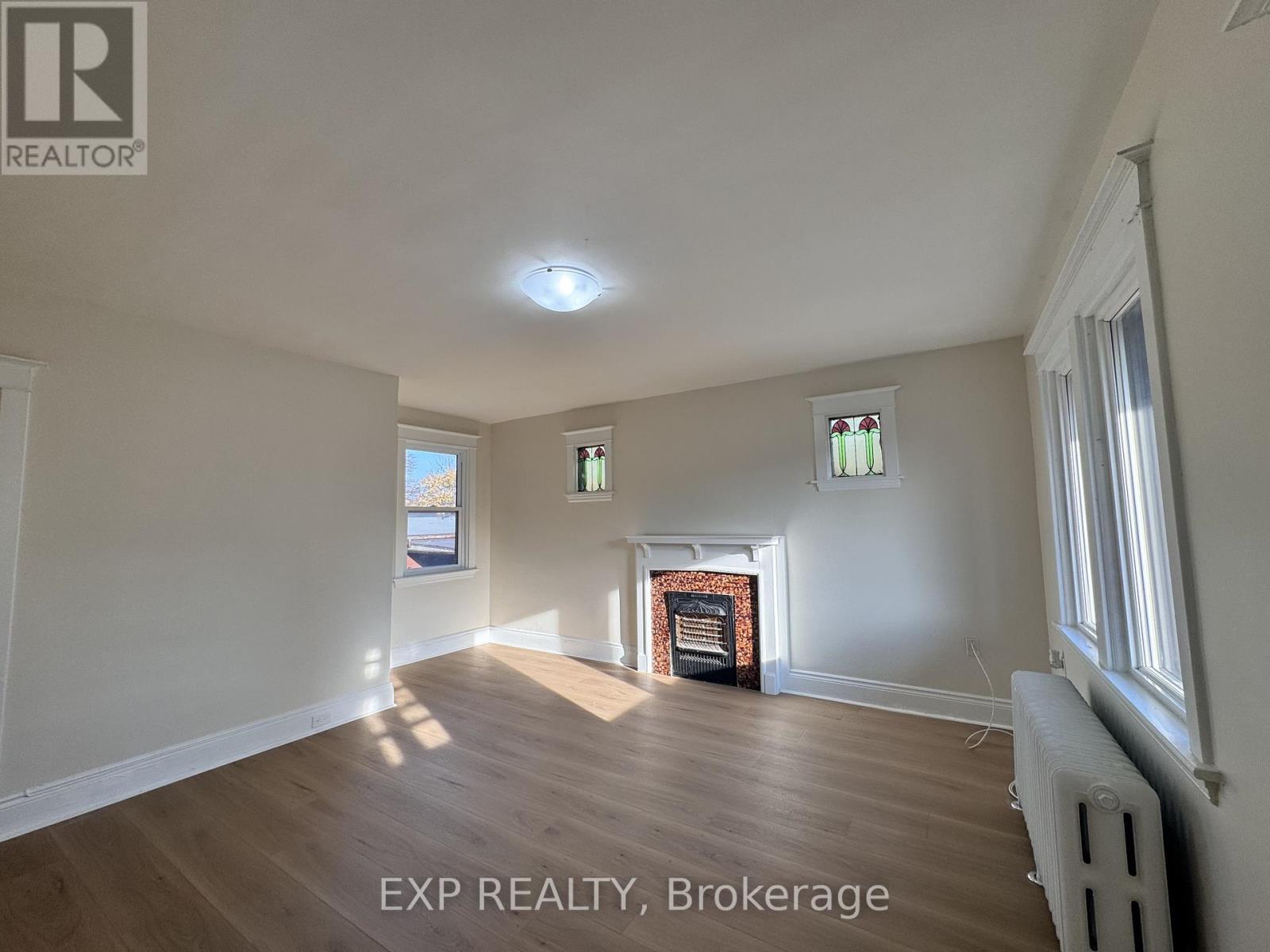 Unit-6 - 321 Hunter Street, Hamilton, Ontario  L8N 1N7 - Photo 2 - X12588490