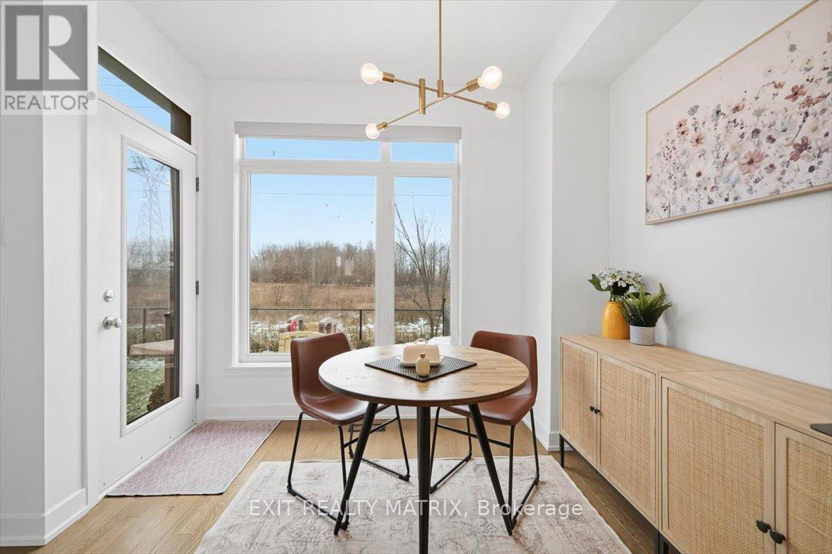 641 Putney Crescent, Ottawa, Ontario  K2S 2N7 - Photo 15 - X12559120