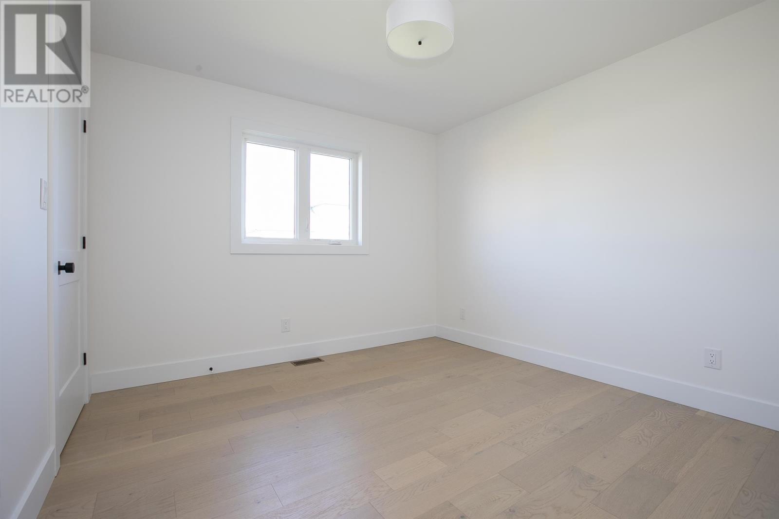 28 Noah Dr, Sault Ste. Marie, Ontario P6C 6E6 - Photo 37 - SM252639