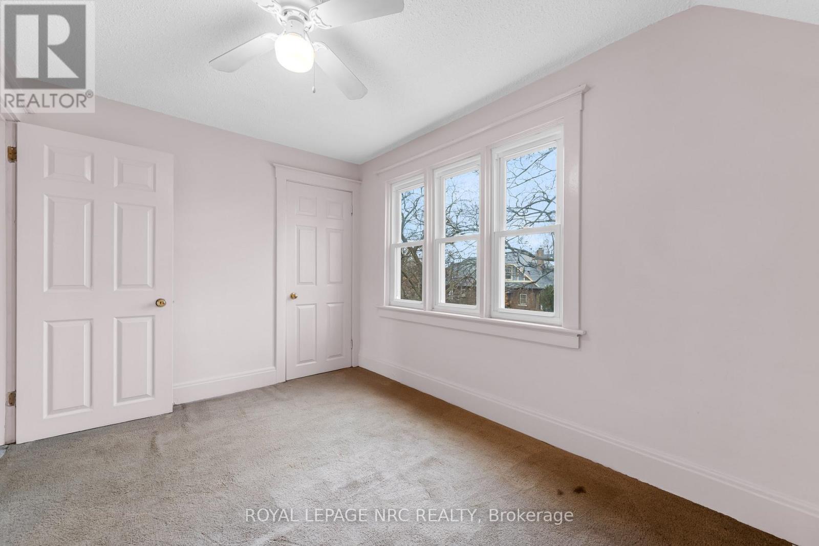 36 Elizabeth Street, St. Catharines, Ontario  L2R 2L4 - Photo 13 - X12588516