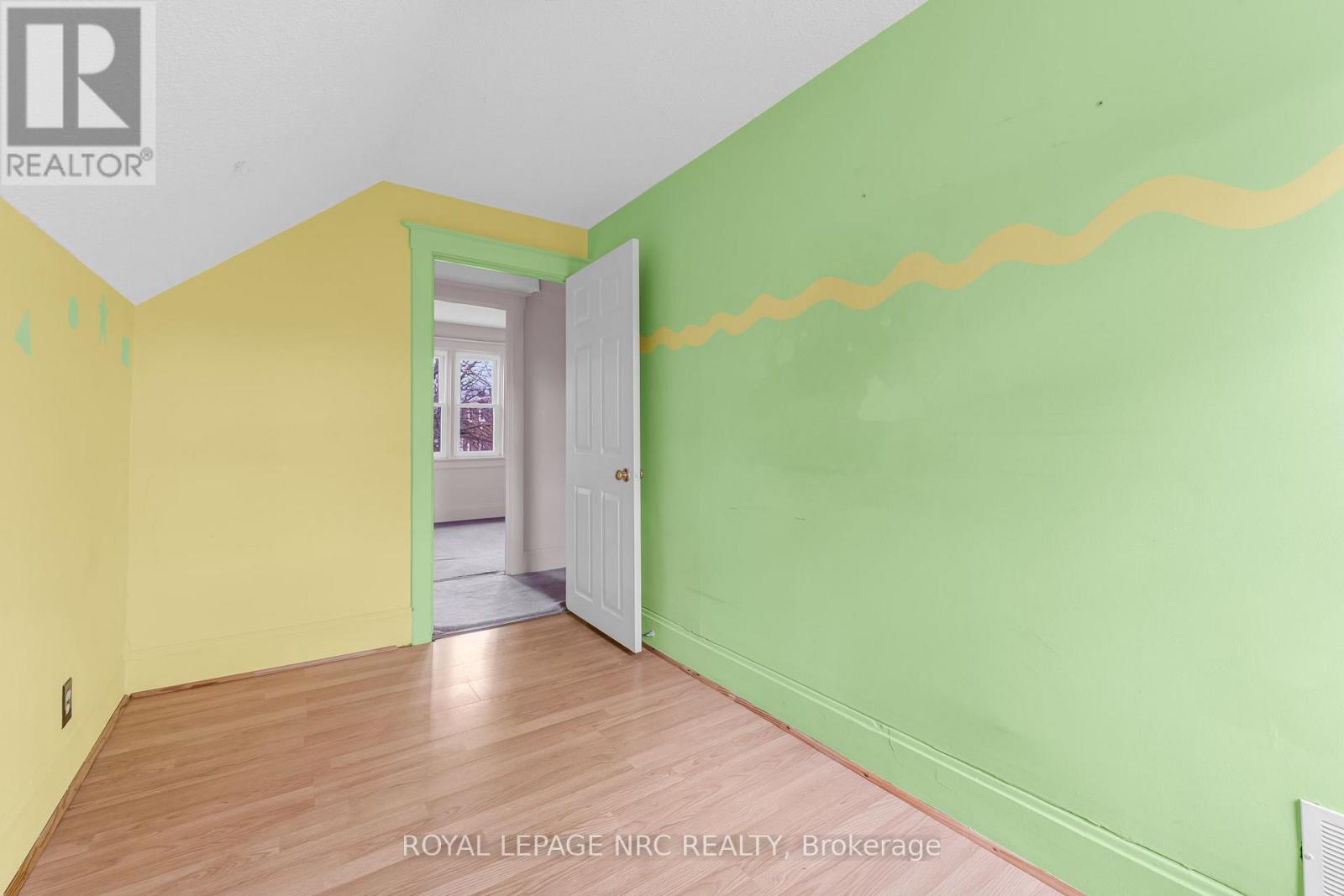 36 Elizabeth Street, St. Catharines, Ontario  L2R 2L4 - Photo 17 - X12588516