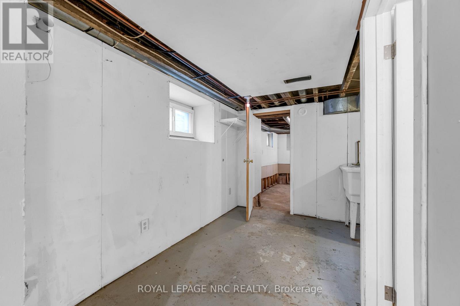 36 Elizabeth Street, St. Catharines, Ontario  L2R 2L4 - Photo 22 - X12588516