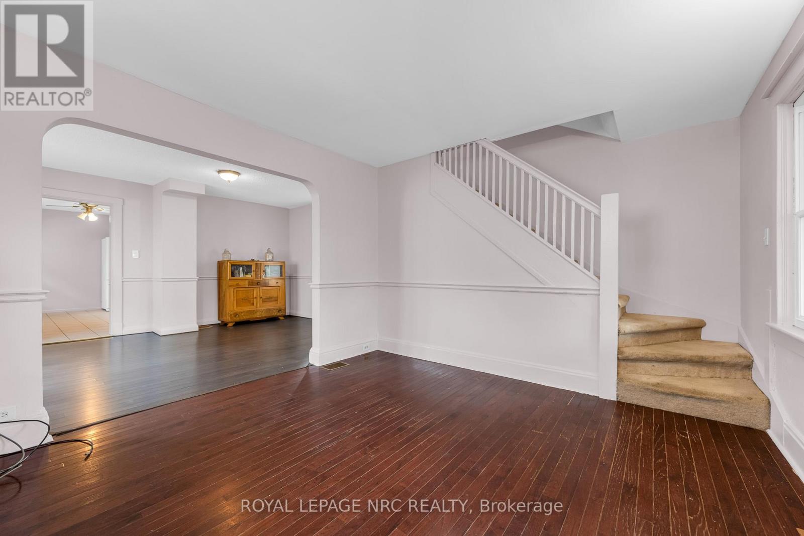 36 Elizabeth Street, St. Catharines, Ontario  L2R 2L4 - Photo 5 - X12588516