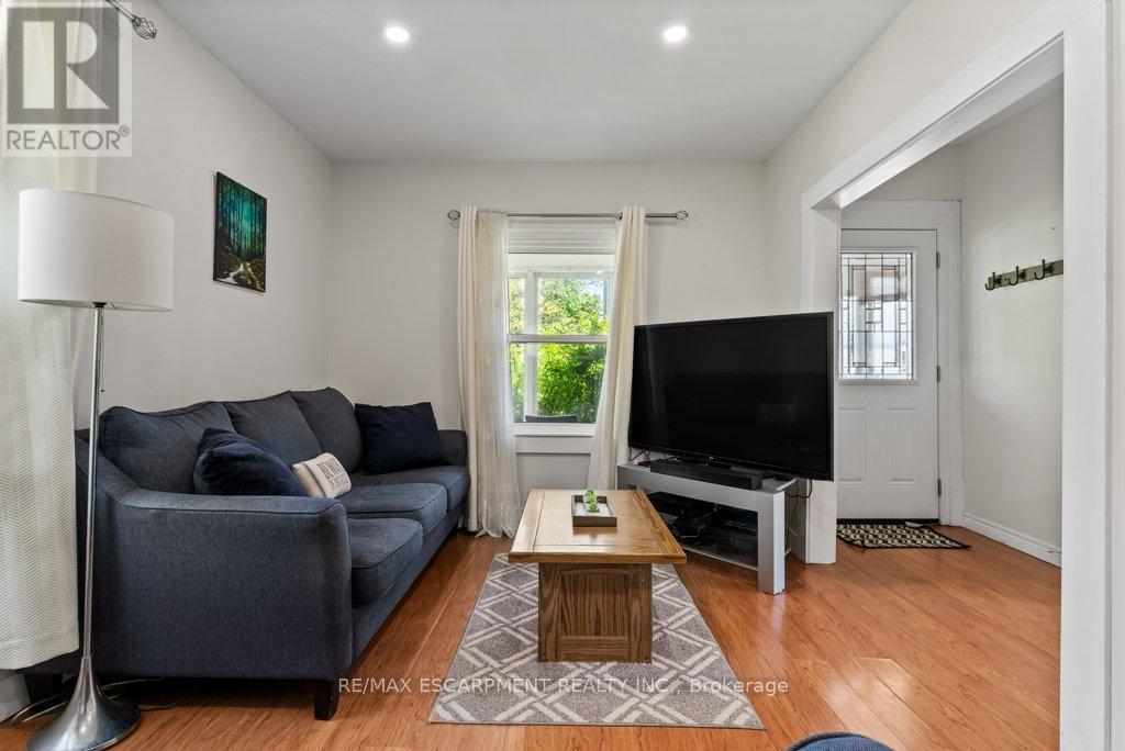 4216 Mountain Street, Lincoln, Ontario  L0R 1B0 - Photo 14 - X12162247