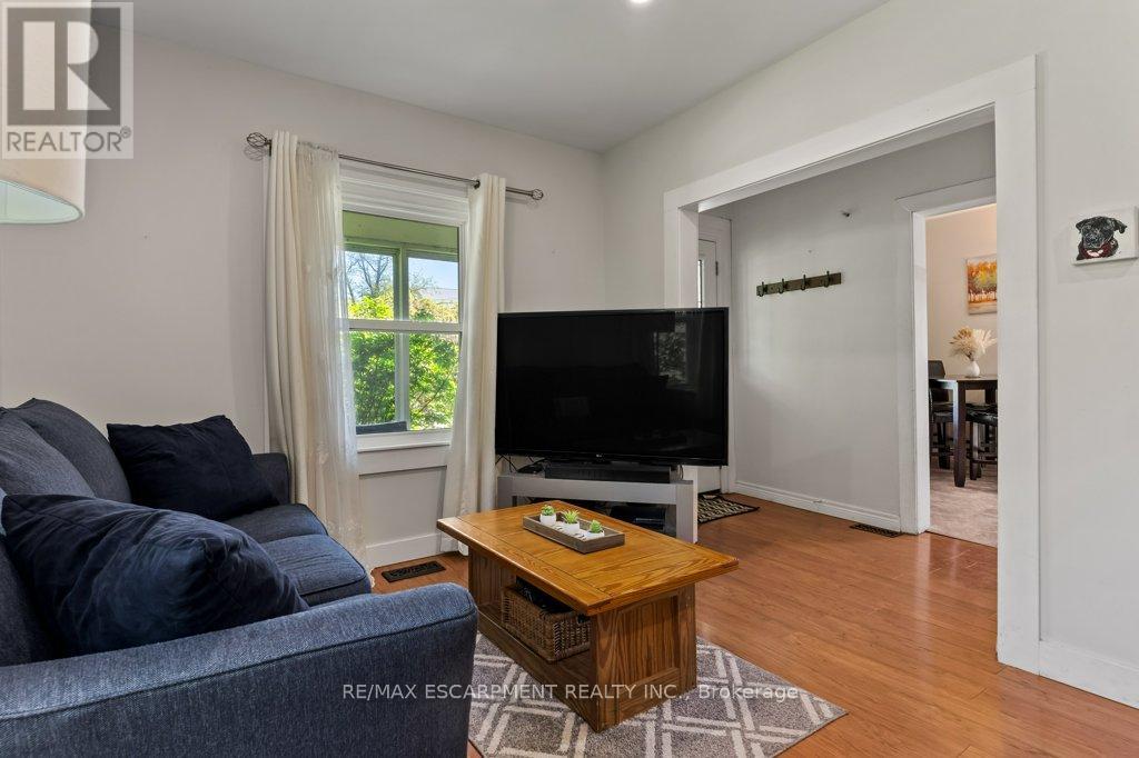 4216 Mountain Street, Lincoln, Ontario  L0R 1B0 - Photo 13 - X12162247