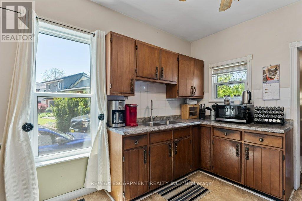 4216 Mountain Street, Lincoln, Ontario  L0R 1B0 - Photo 19 - X12162247