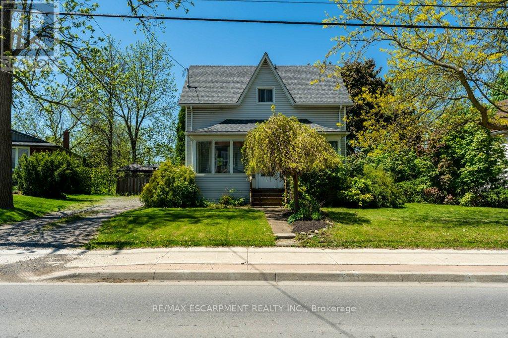 4216 Mountain Street, Lincoln, Ontario  L0R 1B0 - Photo 3 - X12162247