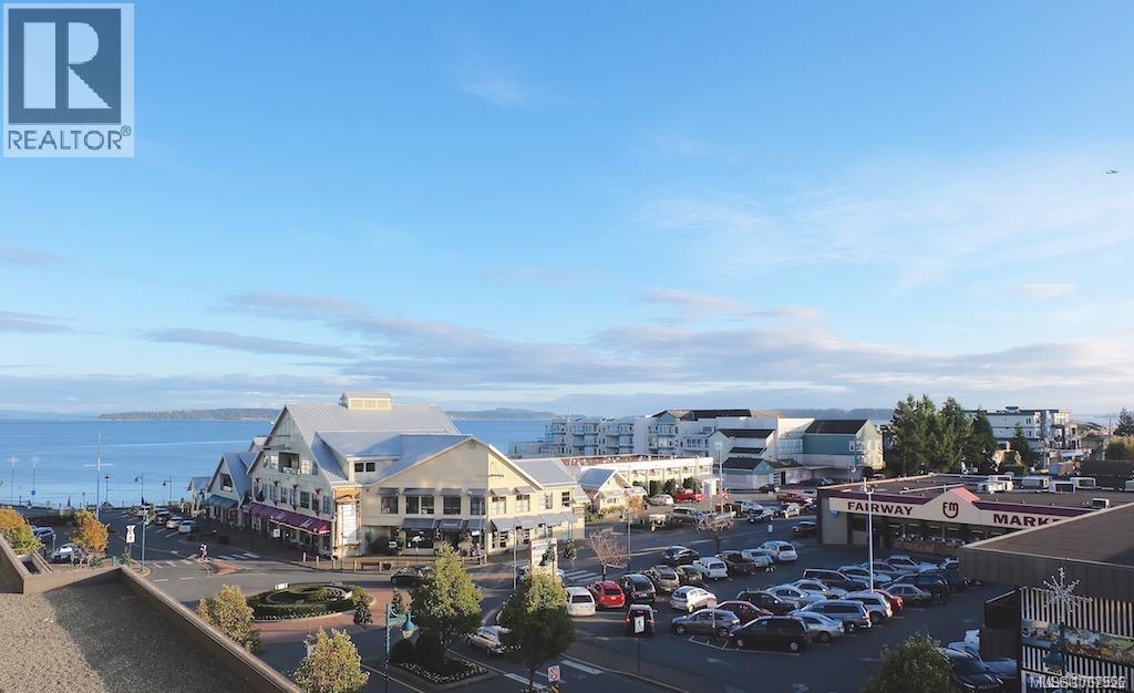 412 9805 Second St, Sidney, British Columbia