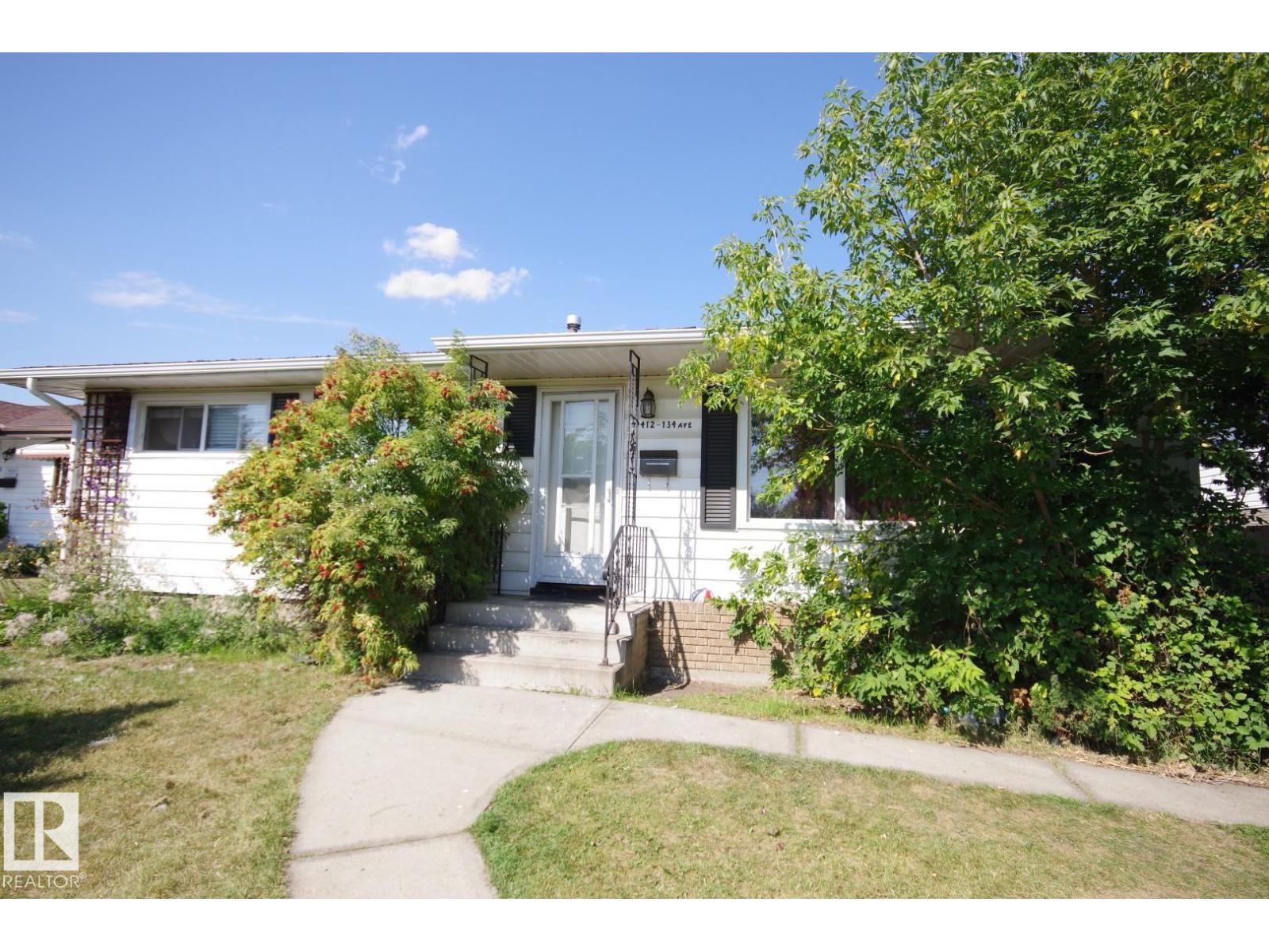 9412 134 Av Nw, Edmonton, Alberta  T5E 1H7 - Photo 2 - E4467092