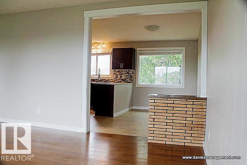 9412 134 Av Nw, Edmonton, Alberta  T5E 1H7 - Photo 4 - E4467092