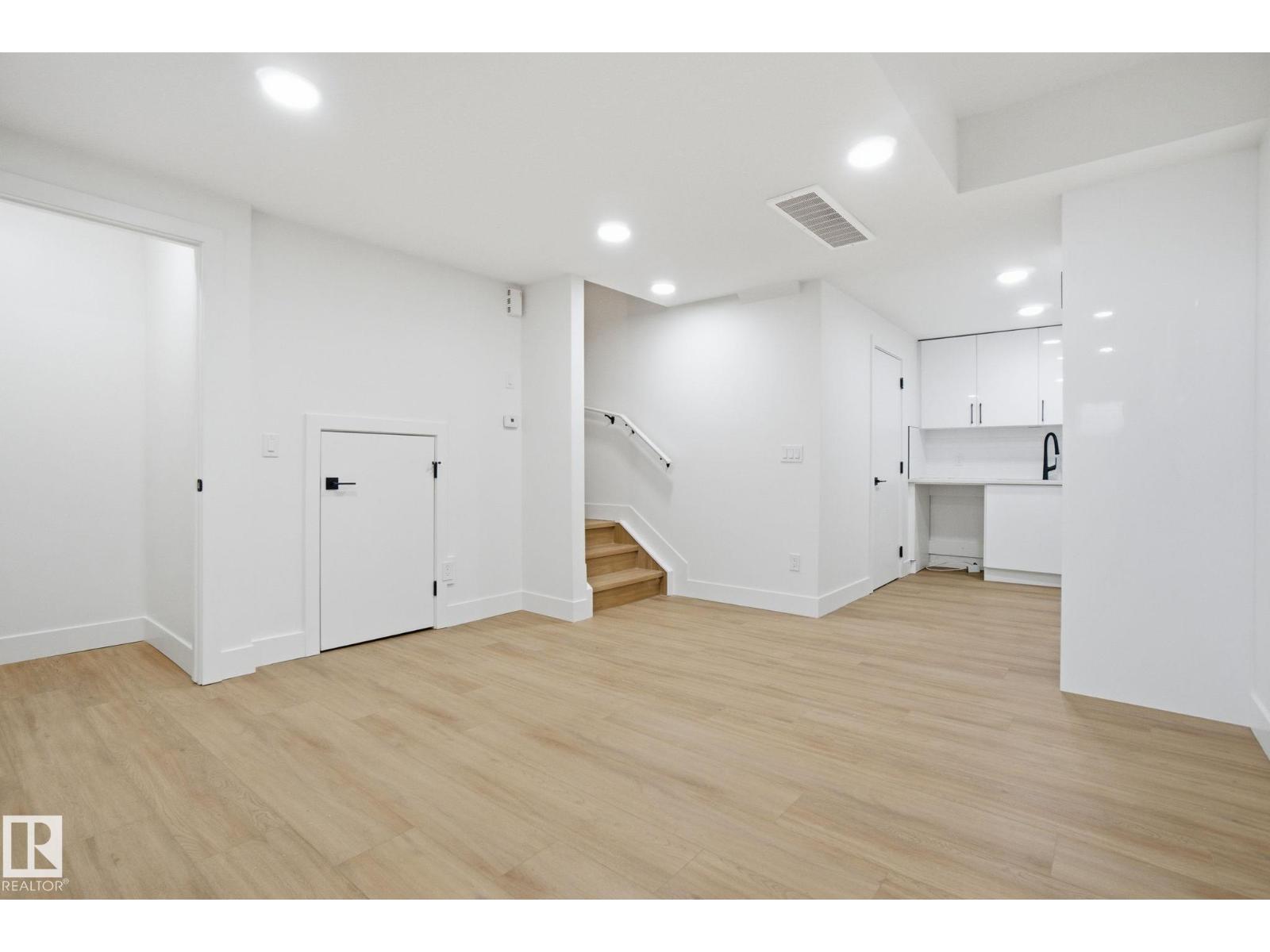 10919 79 Av Nw, Edmonton, Alberta  T6G 0P1 - Photo 54 - E4467093