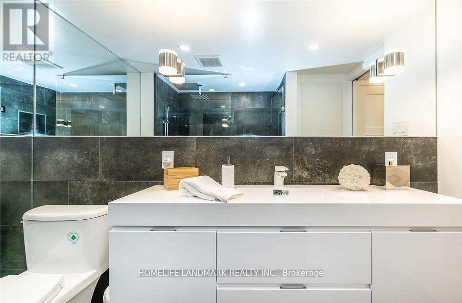 1401 - 298 Jarvis Street, Toronto, Ontario  M5B 2M4 - Photo 10 - C12588496