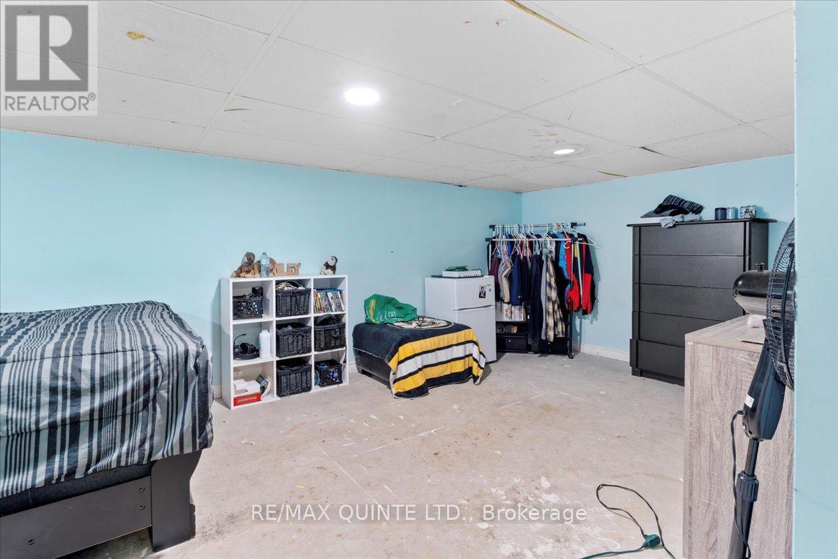 31 Ridge Road, Prince Edward County, Ontario  K0K 2T0 - Photo 34 - X9398578