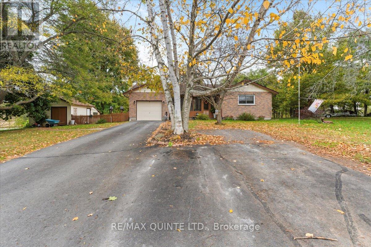 31 Ridge Road, Prince Edward County, Ontario  K0K 2T0 - Photo 5 - X9398578