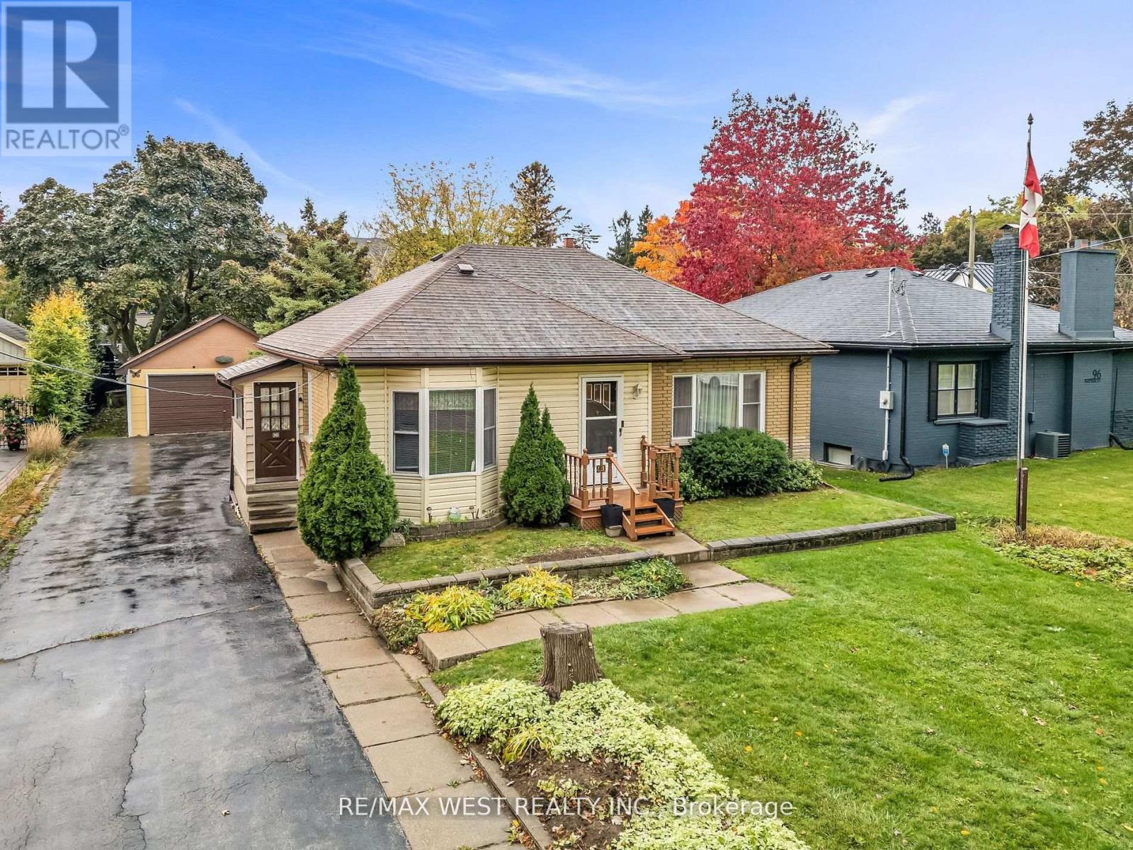 90 Napier Street, Vaughan, Ontario  L0J 1C0 - Photo 7 - N12588510