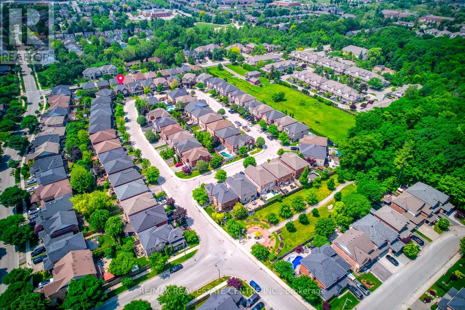 5360 Cachet Crescent, Burlington, Ontario  L7L 7N6 - Photo 44 - W12482097