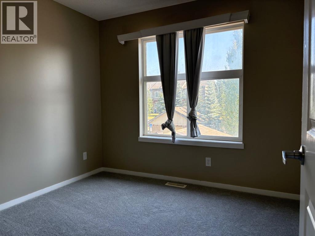 135 Chapalina Square Se, Calgary, Alberta  t2x 0l6 - Photo 12 - A2258067