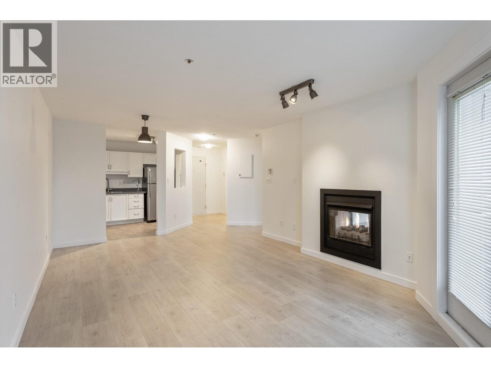 307 2335 Whyte Avenue, Port Coquitlam, British Columbia V3C 2A3 - Photo 8 - R3069048